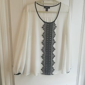 Flowy black and white top